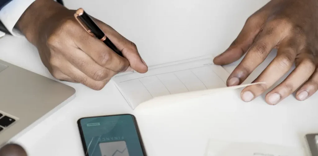 Quanto tempo demora um cheque a ficar disponível