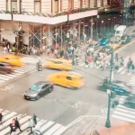 Posso Estacionar num Cruzamento