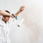 Qual a melhor tinta para interiores com humidade